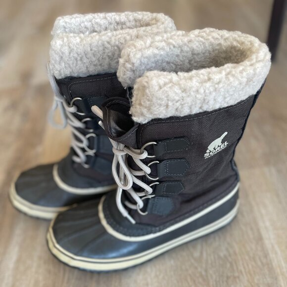 Sorel Women's Waterproof Winter Boots - Picture 3 of 8